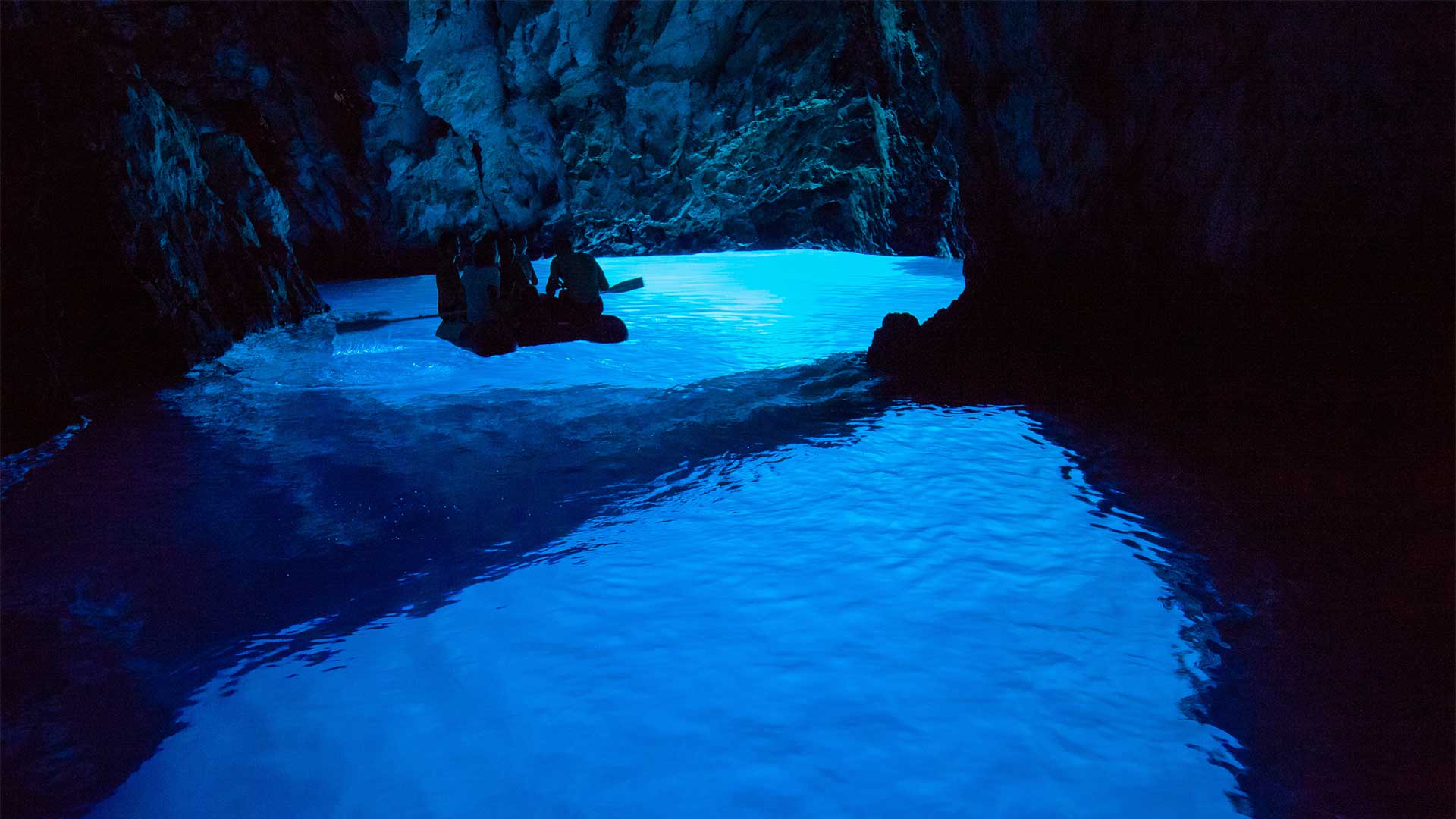 Blue Cave & Island of Vis — private boat tour from Split