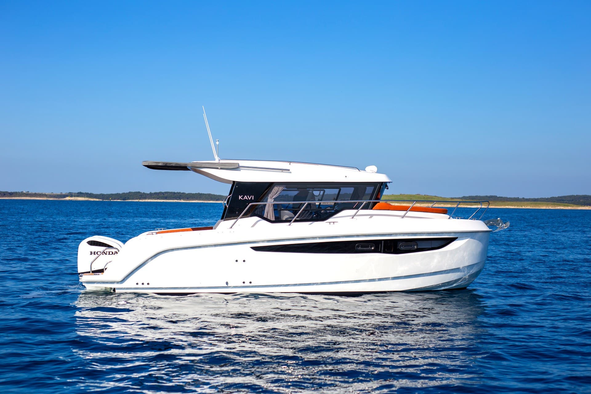 Kavi: on the water
